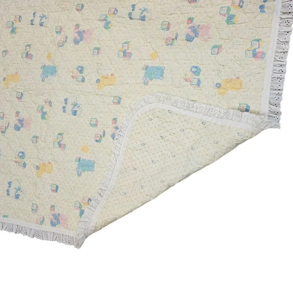 Vintage‎ Light Yellow Baby Blanket ABC Animals Quilted Eyelet Lace Trim 43 X 58